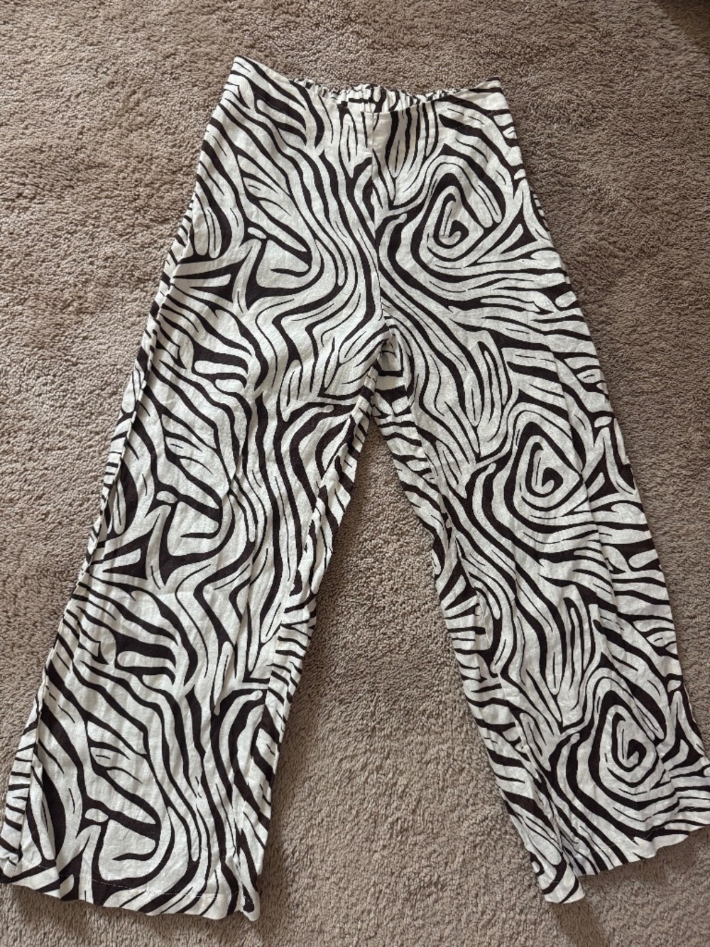 Wide leg pants